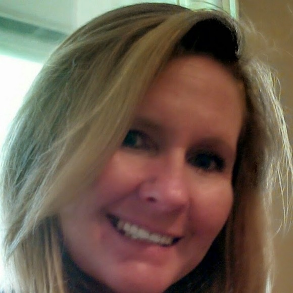 Meet your Posher, Tammy - Picture 1 of 1